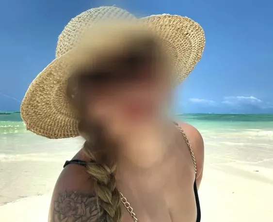 Chantal, 20
