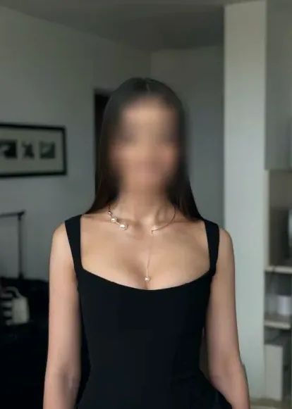 Daphne, 38