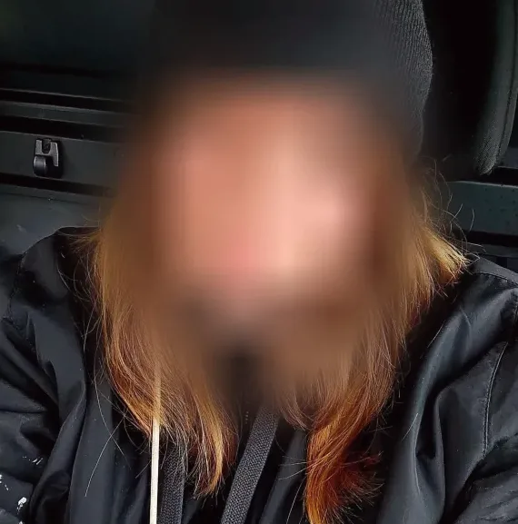 Hannah, 28